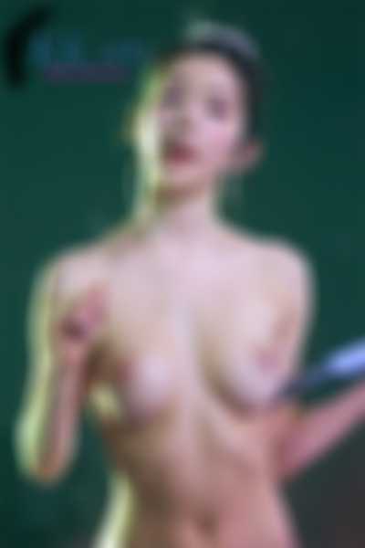 Irene - shows tits