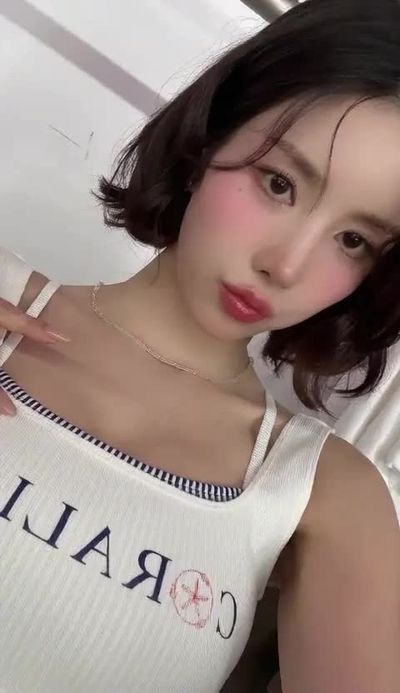 Eunbi - blowjob