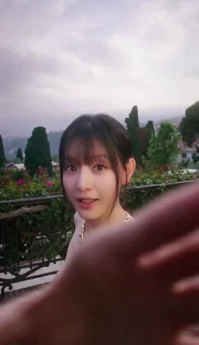 Kim Ji-won - Naked