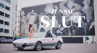 Jennie - nude