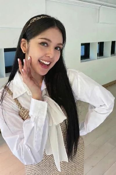 Chanty - cum in mouth